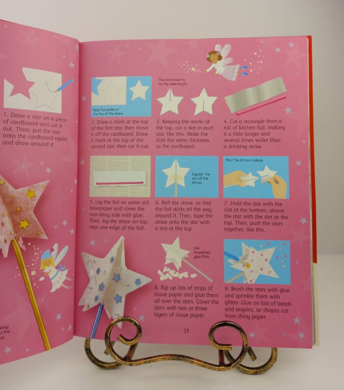 Big Book of Christmas Things to Make and Do - Image 2